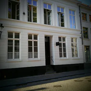 Les Invites 3*, Bruges Belgium