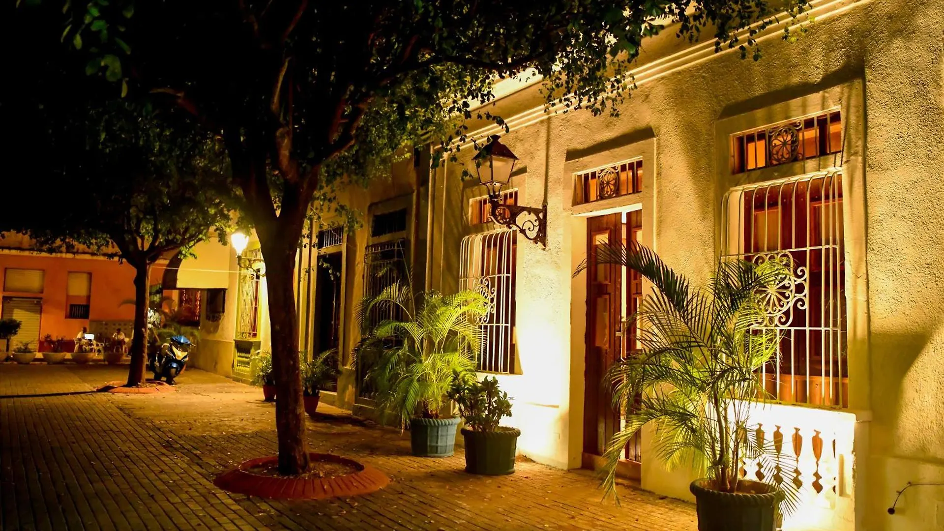 Honky Tonk Colonial Hotel Santo Domingo